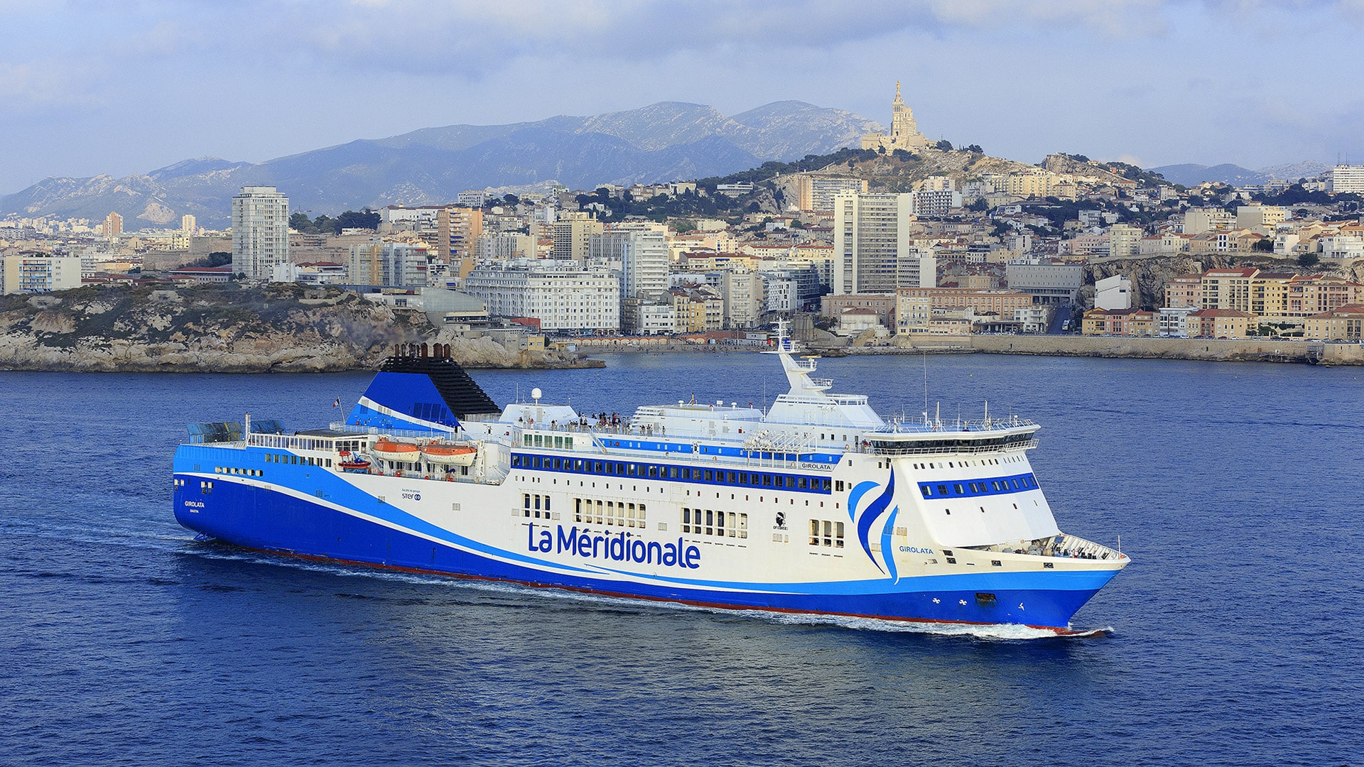 ferry de la compagnie la méridionale - photo camille moirenc