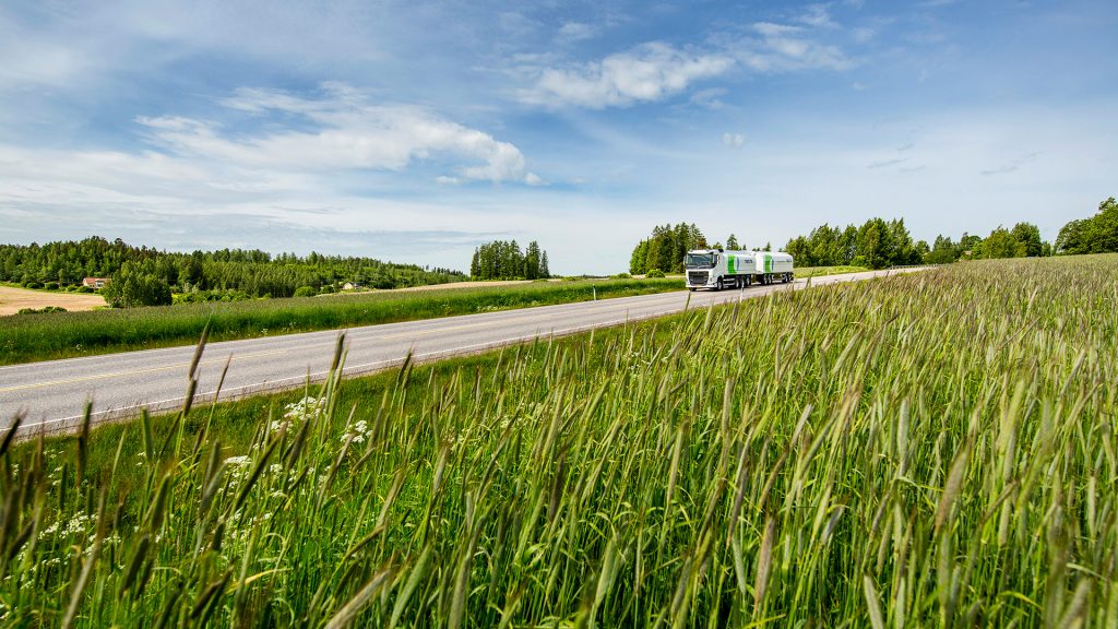 Photographie d'un camion Neste 